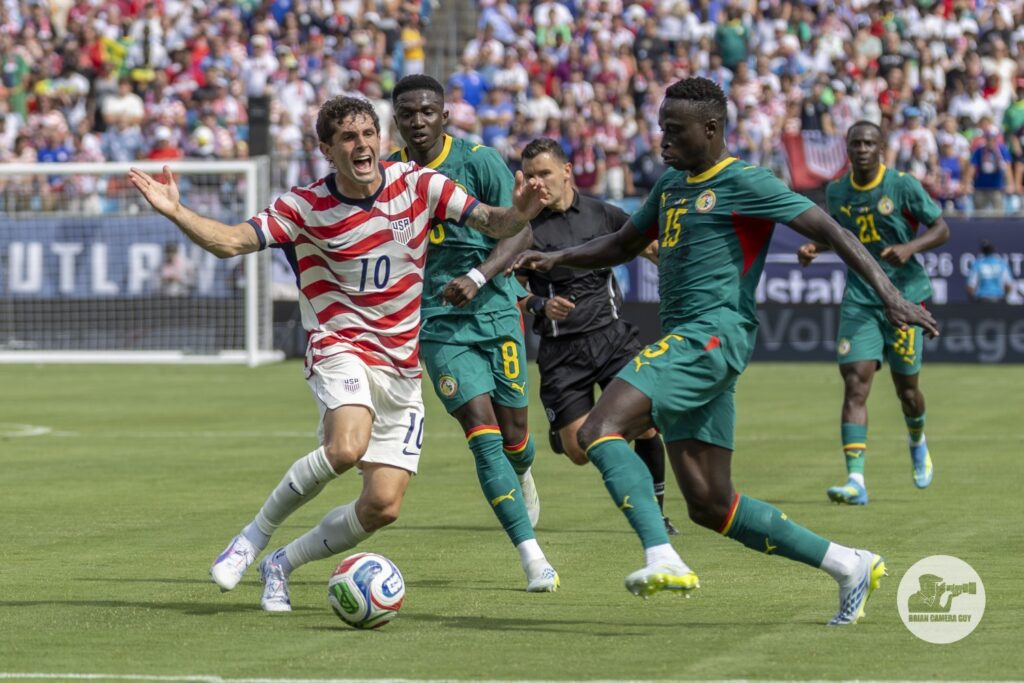 10 Christian Pulisic FORWARD 15 Krépin Diatta DEFENDER_1