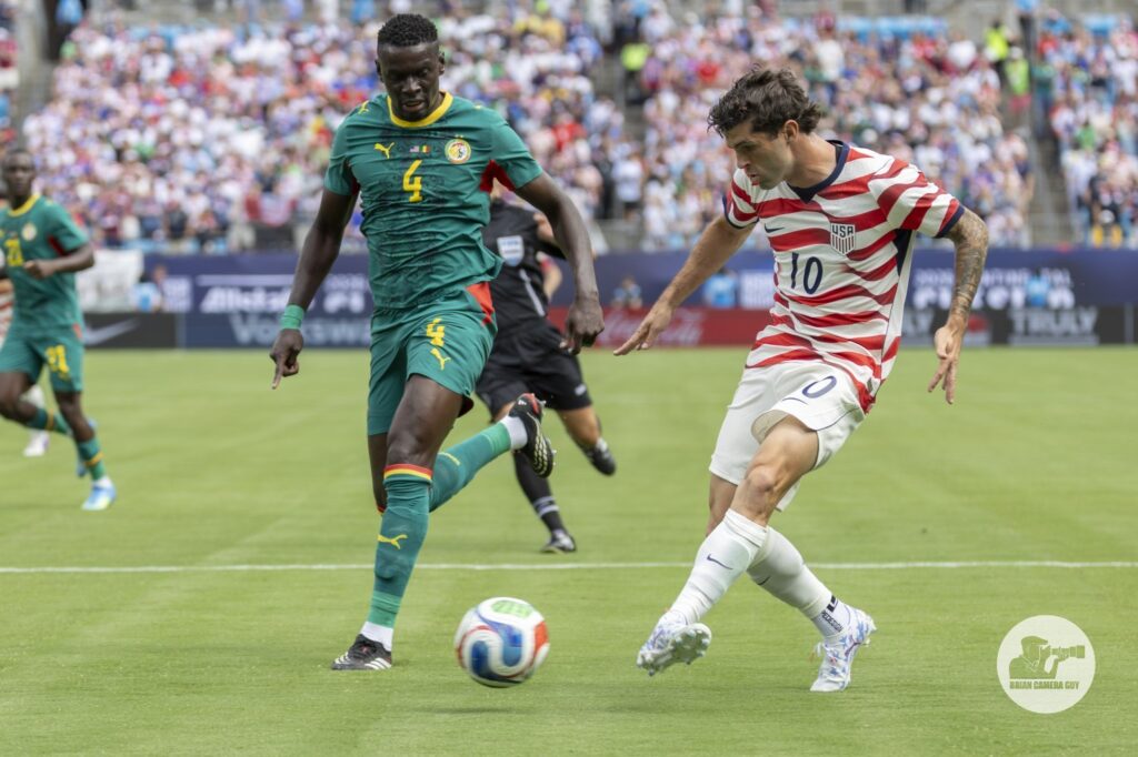 10 Christian Pulisic FORWARD_2